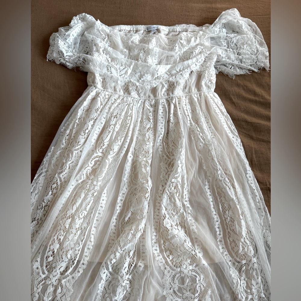 White Lace Off-Shoulder